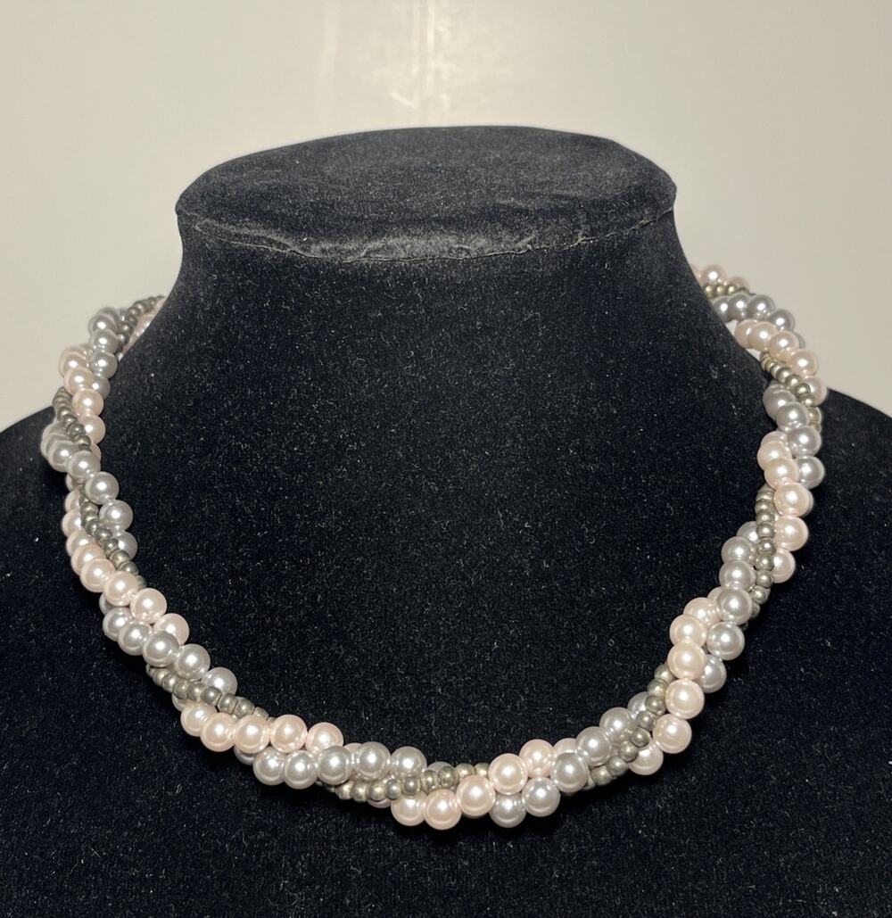 Classic Gray&Pink& Metal Faux Pearl Triple Strand Statement Necklace 17”